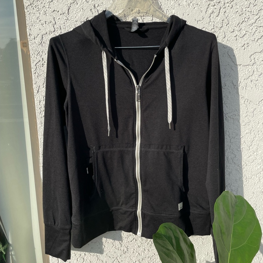 Vuori Halo Performance Hoodie